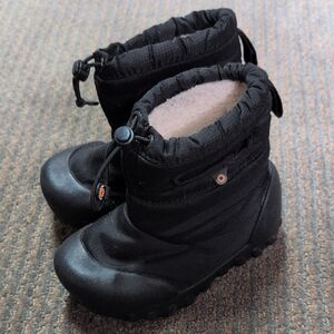Bogs Black Quilted Rain and Snow Boots